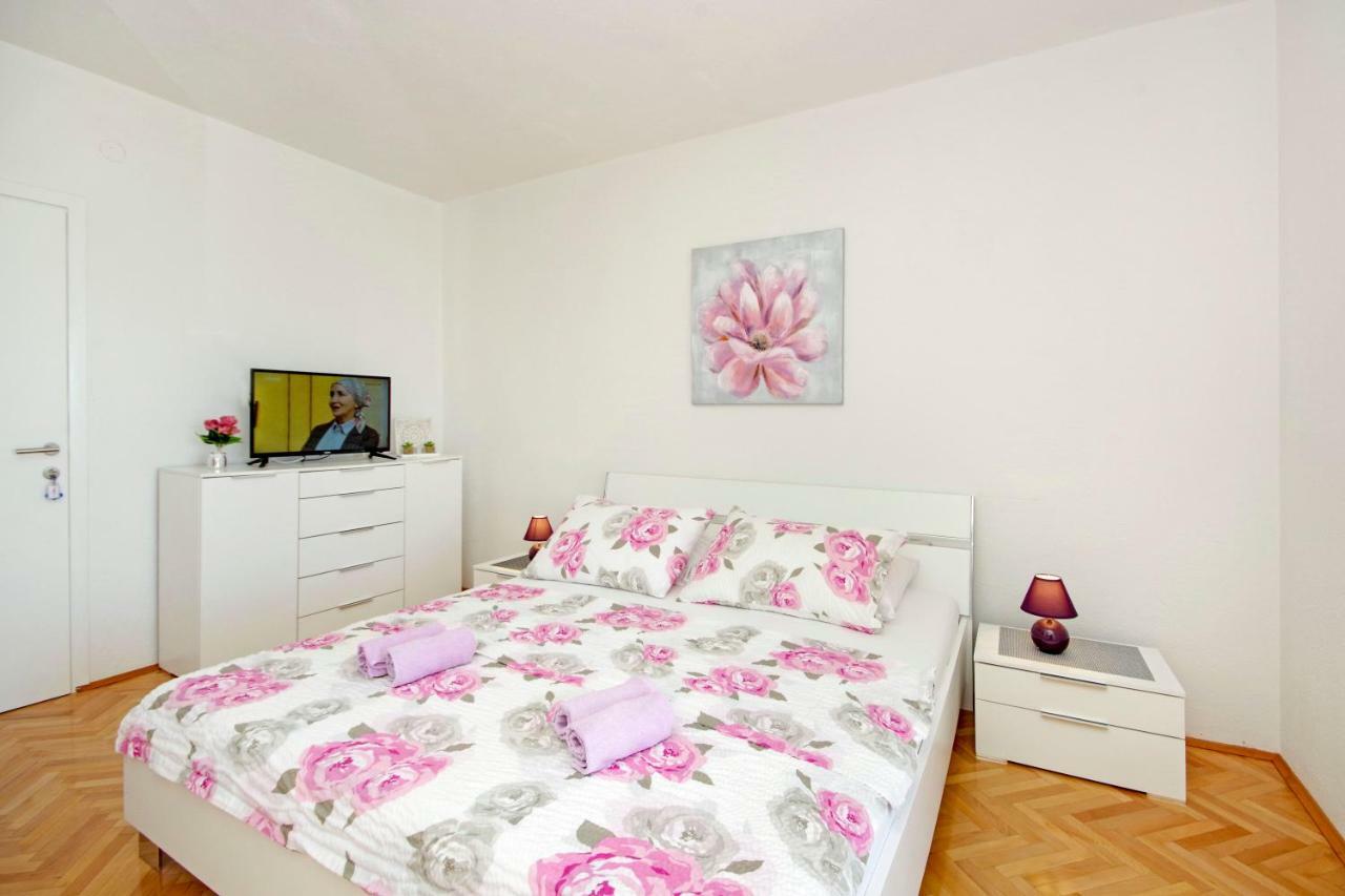 Apartmani Tomas Tučepi Exteriér fotografie