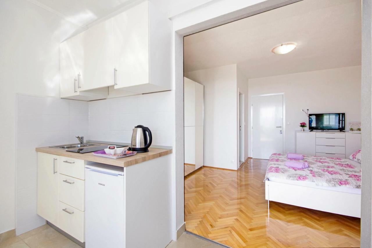 Apartmani Tomas Tučepi Exteriér fotografie