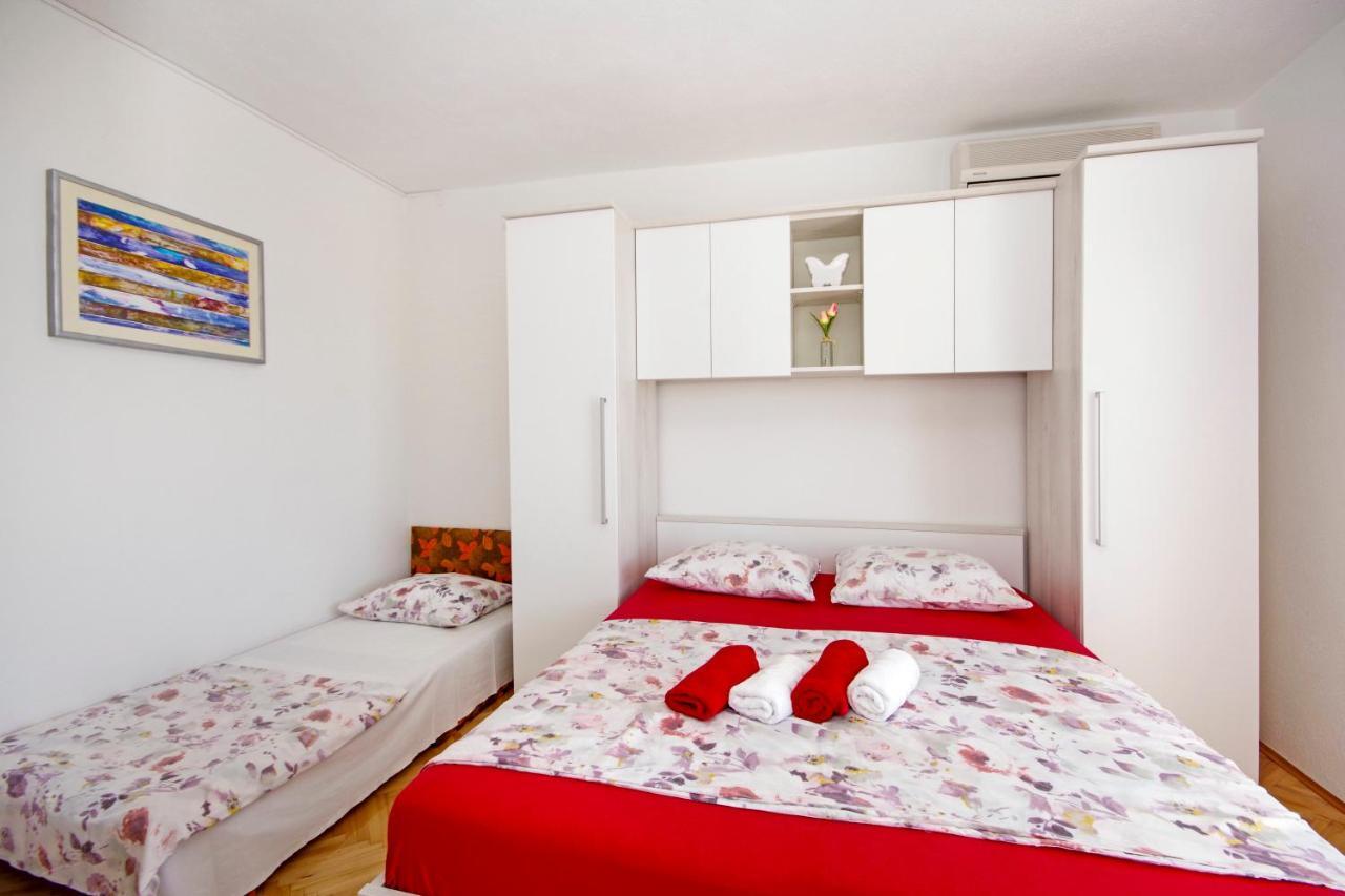 Apartmani Tomas Tučepi Exteriér fotografie